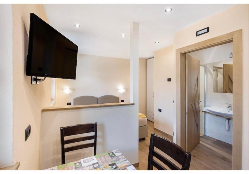 Casa Da Claudia Apartment ลีวินโญ ภายนอก รูปภาพ